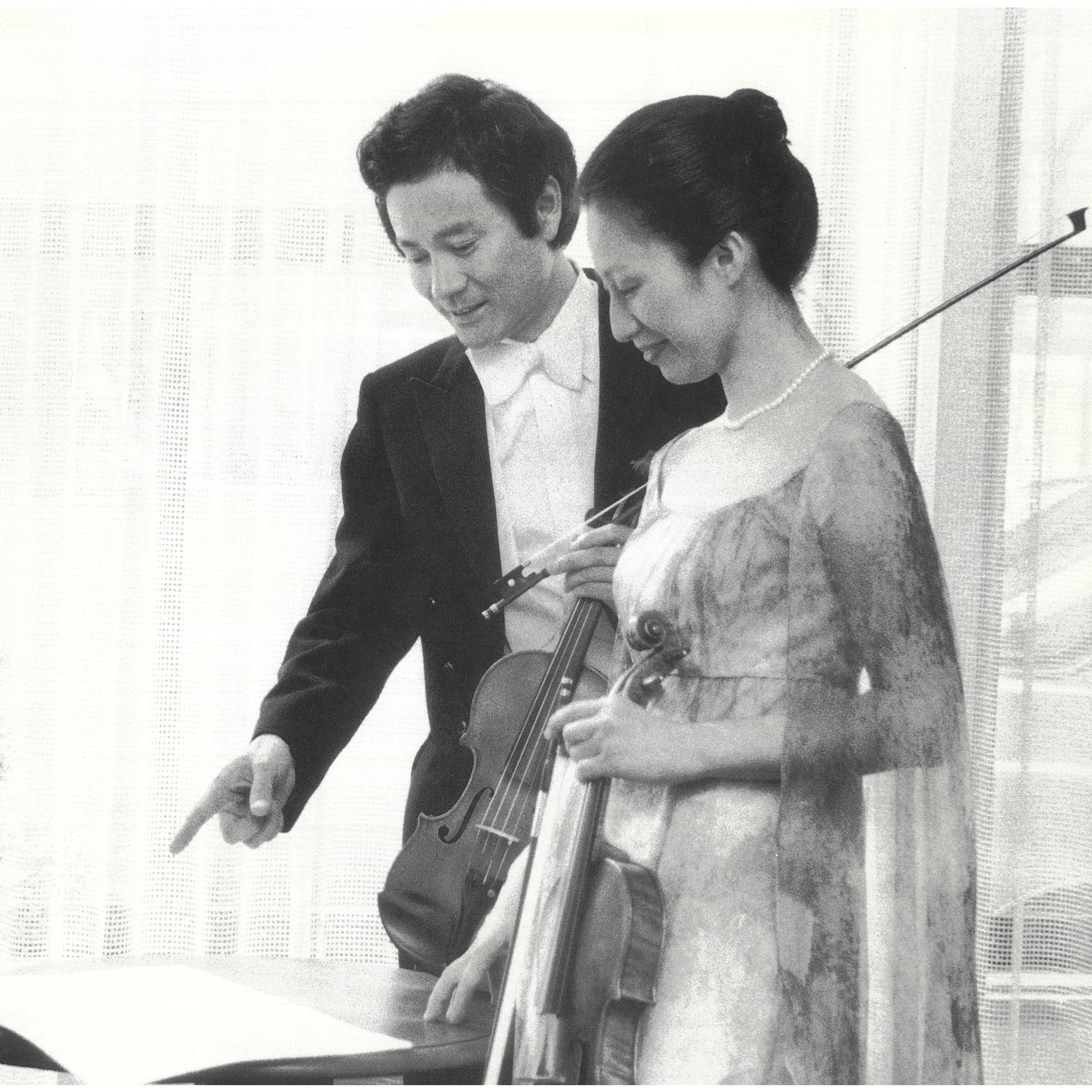 BÉLA BARTÓK ベーラ・バルトーク 44 DUOS 2 Violini 岡山潔・服部芳子 – プロアルテムジケ - ProArteMusicae